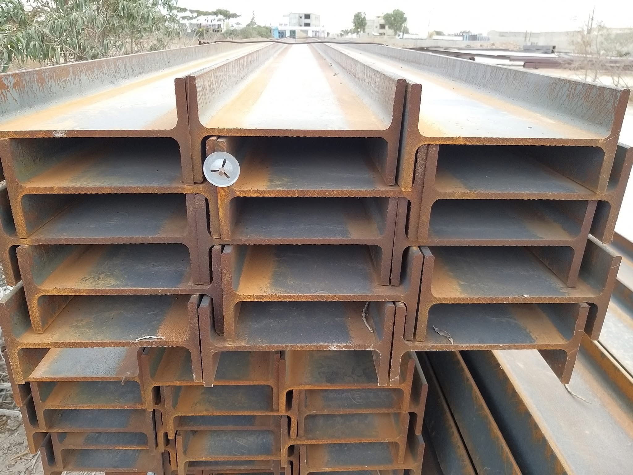 القطاعات الحديدية